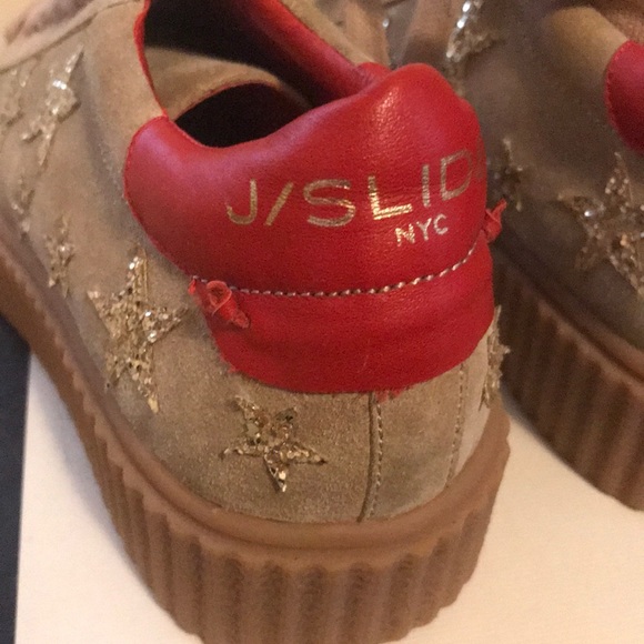 j slides soft pink metallic suedes - Picture 2 of 4